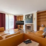 Spacious 3Bd Family Apartment Auteuil